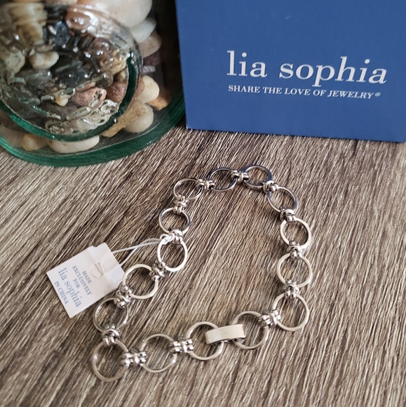 | Lia Sophia | Double Up Bracelet - Picture 5 of 5